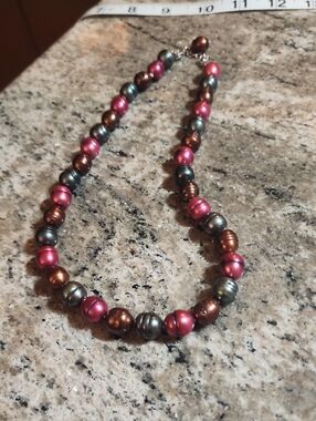 Multicolor Pearl Bead Necklace in Pink, Bronze & Gunmetal